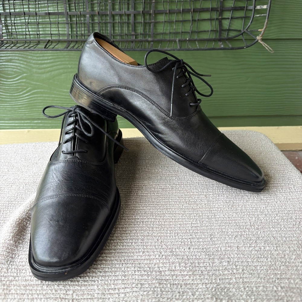 Like New Cole Haan Cap Toe Oxfords Men's Black Leather  Shoes US Size 10.5M